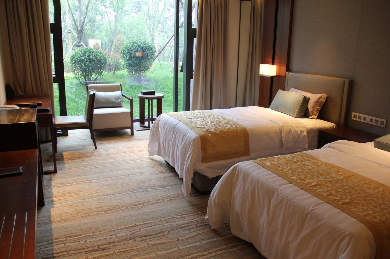 Zhongjian Yanqi Lake View Hotel Peking Exterior foto