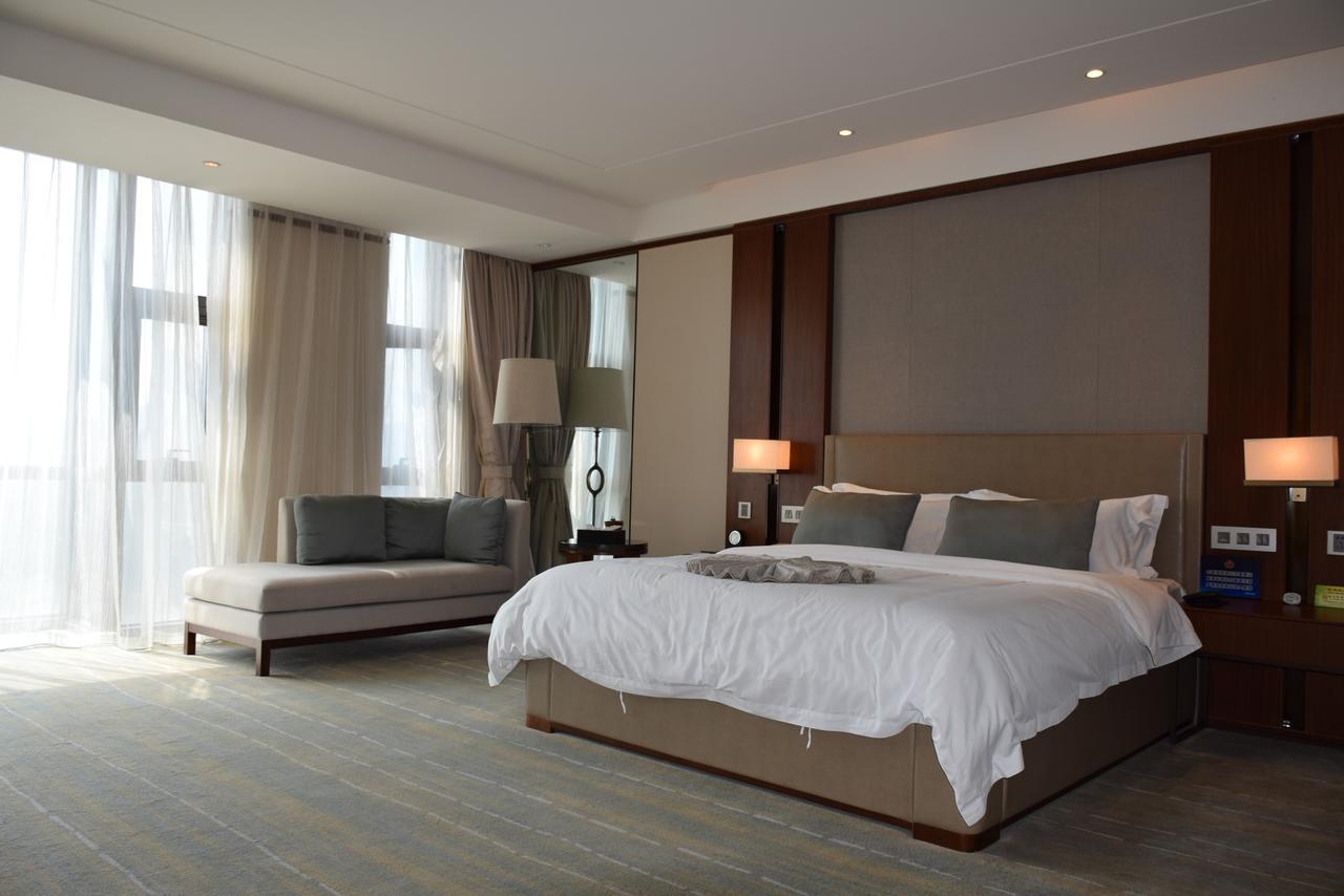 Zhongjian Yanqi Lake View Hotel Peking Exterior foto