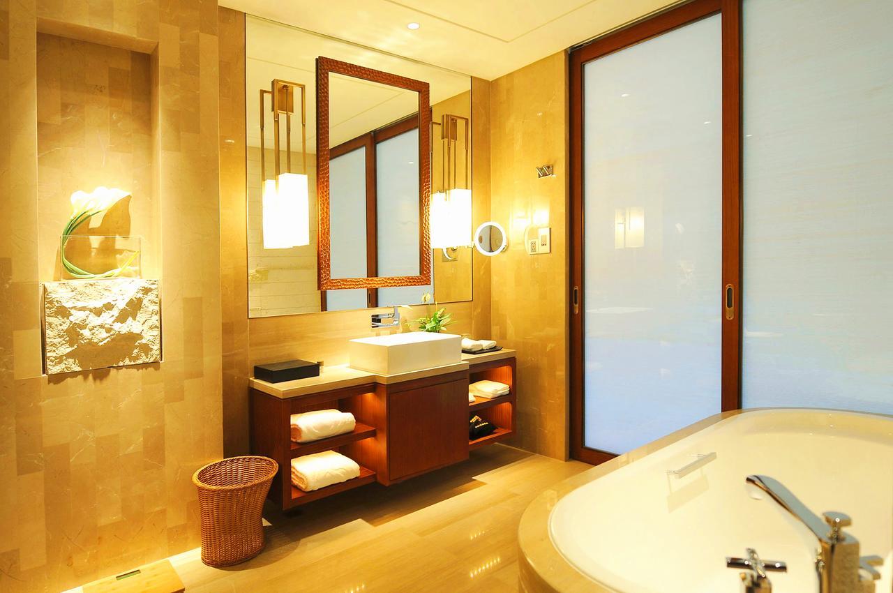 Zhongjian Yanqi Lake View Hotel Peking Exterior foto