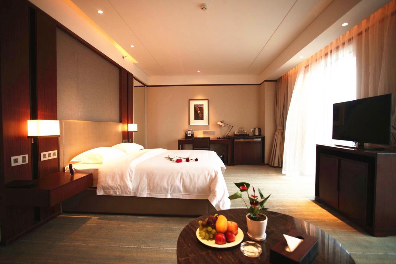 Zhongjian Yanqi Lake View Hotel Peking Exterior foto